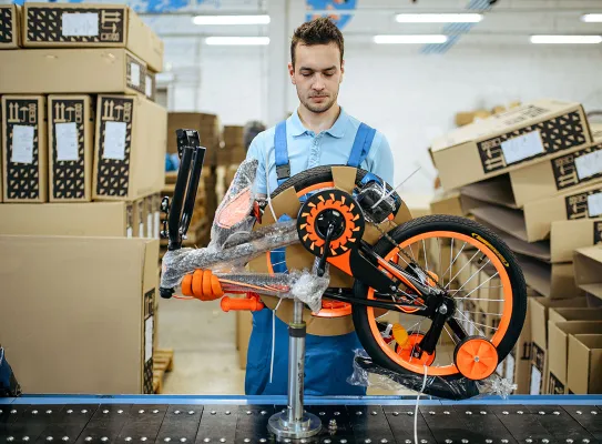 Atelier de fabrication ou de réparation de vélos