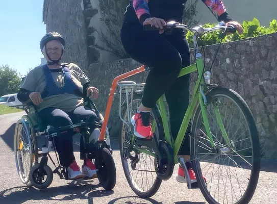 Système MTC (3e roue pour fauteuil roulant) de Mobilipark
