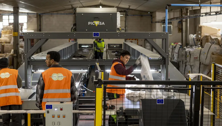 Visite de Plaxtil-Essaimons