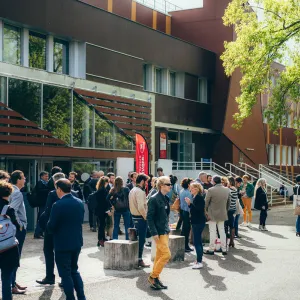 Participants arrivant à la rencontre Innovez en ruralité à Sainte-Livrade