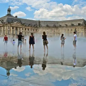 bordeaux_miroir_eau_credit_jean-michel_destang